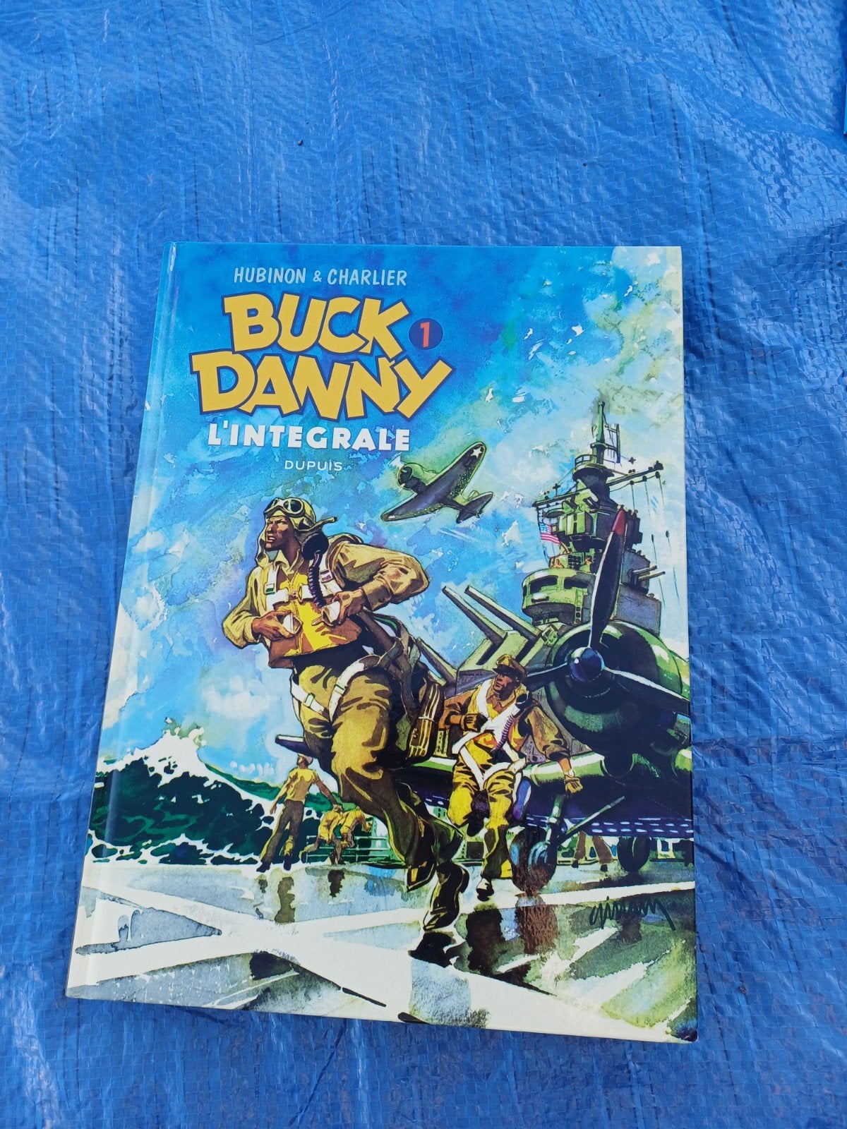 Bd intégrale Buck Danny 1, Livres, Une BD, Enlèvement ou Envoi, Comme neuf