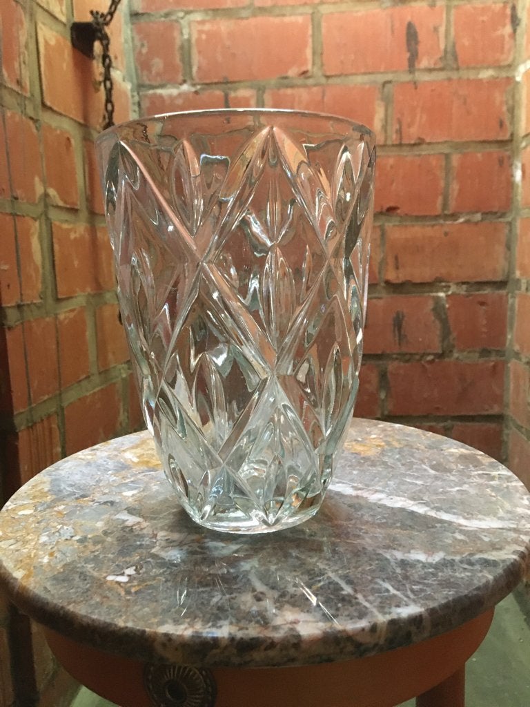 VASES ET COUPE, Enlèvement