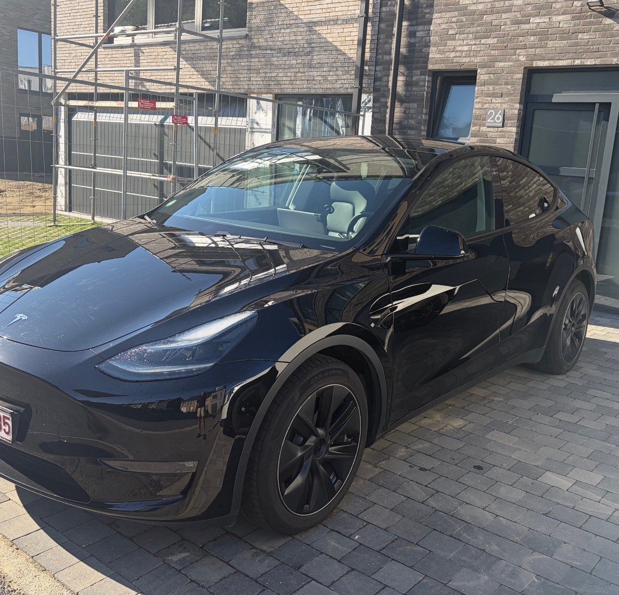 Tesla model y grande autonomie, duel moteur, Auto's, Parkeersensor, Zwart, Elektrisch, 5 zetels