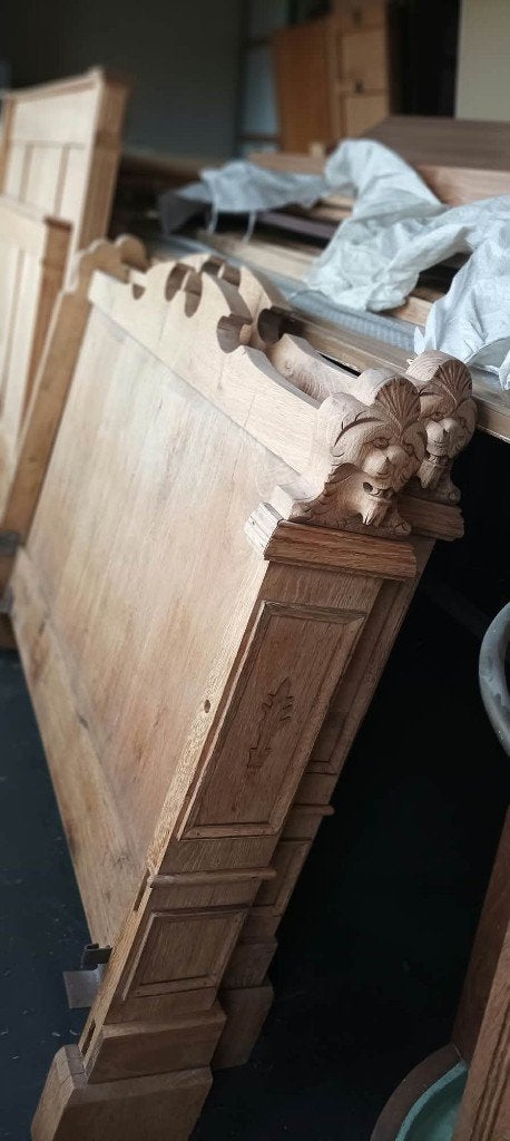Antiek bed Neo-Renaissance of Mechelse stijl, Ophalen