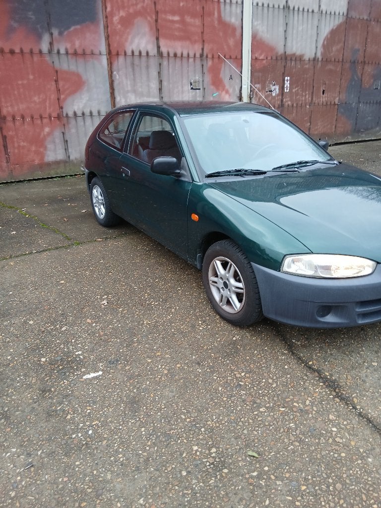 Mitsubishi Colt 1300, Auto's, Voorwielaandrijving, Stof, 4 cilinders, Bedrijf