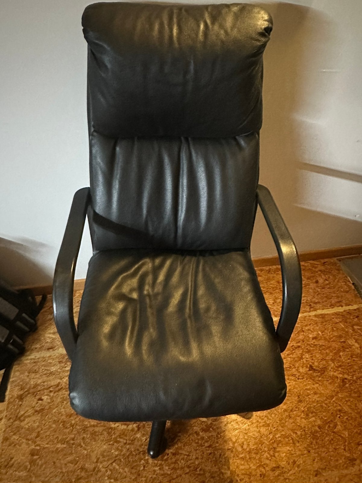 Fauteuil de bureau en cuir, Enlèvement, Comme neuf, Noir, Chaise de bureau