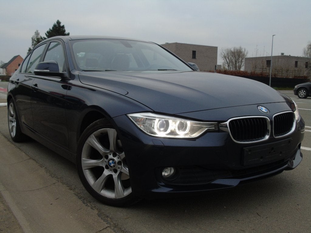 Bmw 318dA *06/2013 **Navi* Keyless Go*Bi-Xenon* AUTOMAAT, Auto's, BMW, Euro 5, 4 cilinders, Blauw, 5 deurs