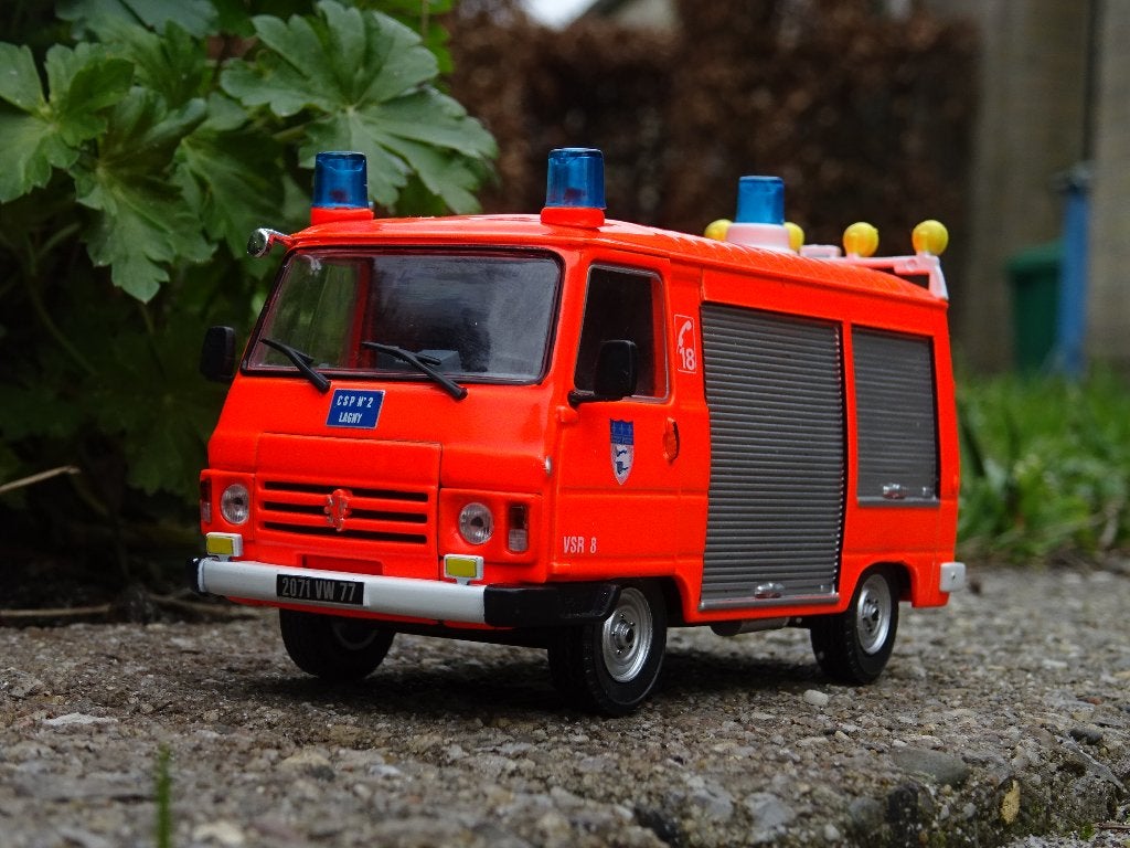 1984 Peugeot J9 V.S.R. (Véhicule de Secours Routier) - 1/43, Enlèvement ou Envoi, Neuf, Voiture