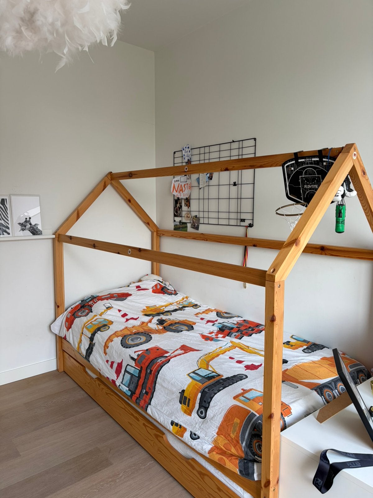 Houten huisjesbed met lade, Ophalen, Zo goed als nieuw