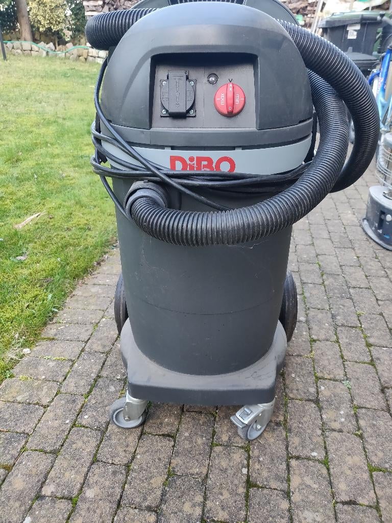 DIBO INDUSTREELE  STOFZUIGER, Ophalen, Zo goed als nieuw, Overige typen