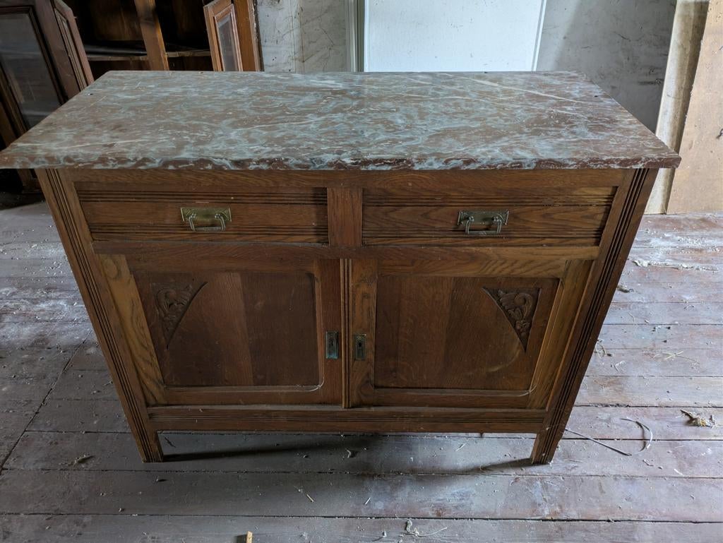 Ancienne commode avec dessus en marbre, Antiquités & Art