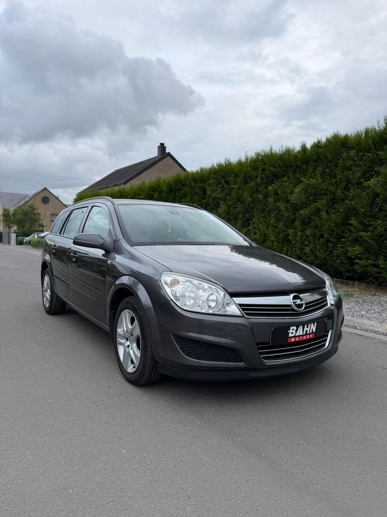 Opel Astra, Autos, Euro 5, Achat, Entreprise, Boîte manuelle