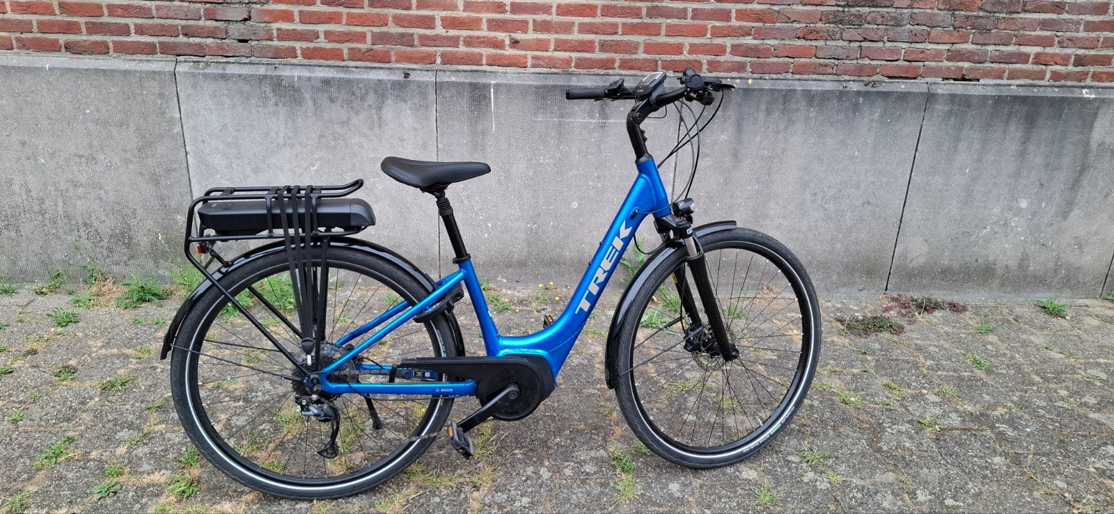 elektrische fiets Trek met weinig km op teller, Ophalen, Zo goed als nieuw, 50 km per accu of meer, Overige merken