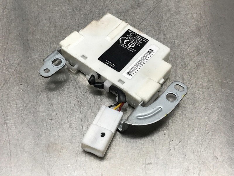 KEYLESS ACCESS ANTENNE Toyota Prius (NHW20), Gebruikt, Dhr. M. Roggen, Toyota, Marinus@Japoto.nl