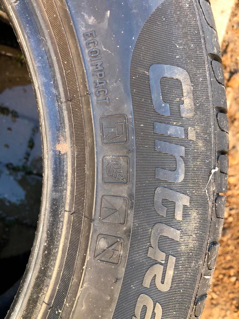 Gratis Pirelli Cinturato Auto banden 225 55 R17Y, Véhicule de tourisme, Enlèvement, Utilisé, 225 mm