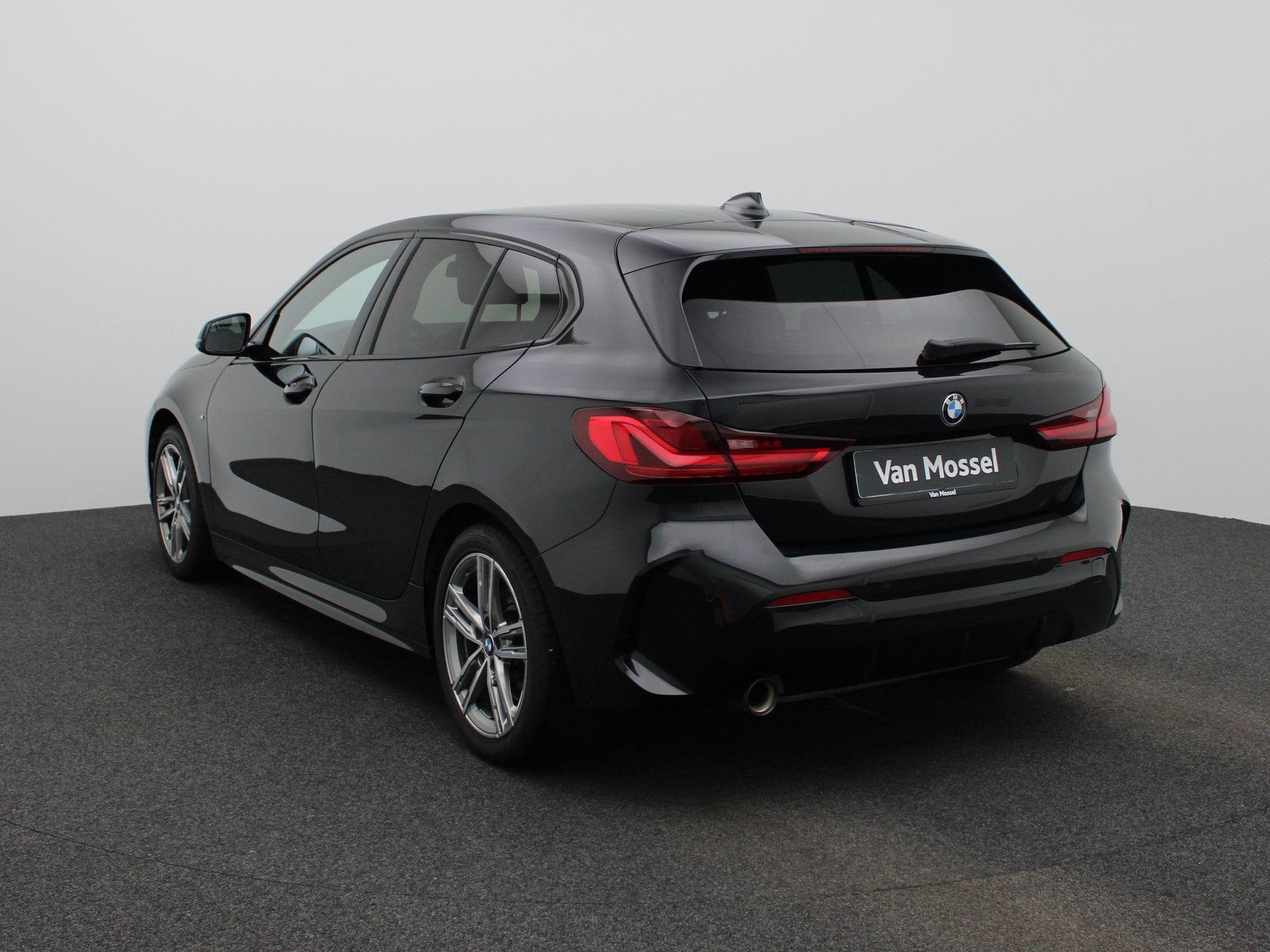 BMW 1 Serie Hatch 116i, Autos, Achat, 129 g/km, Entreprise, Boîte manuelle