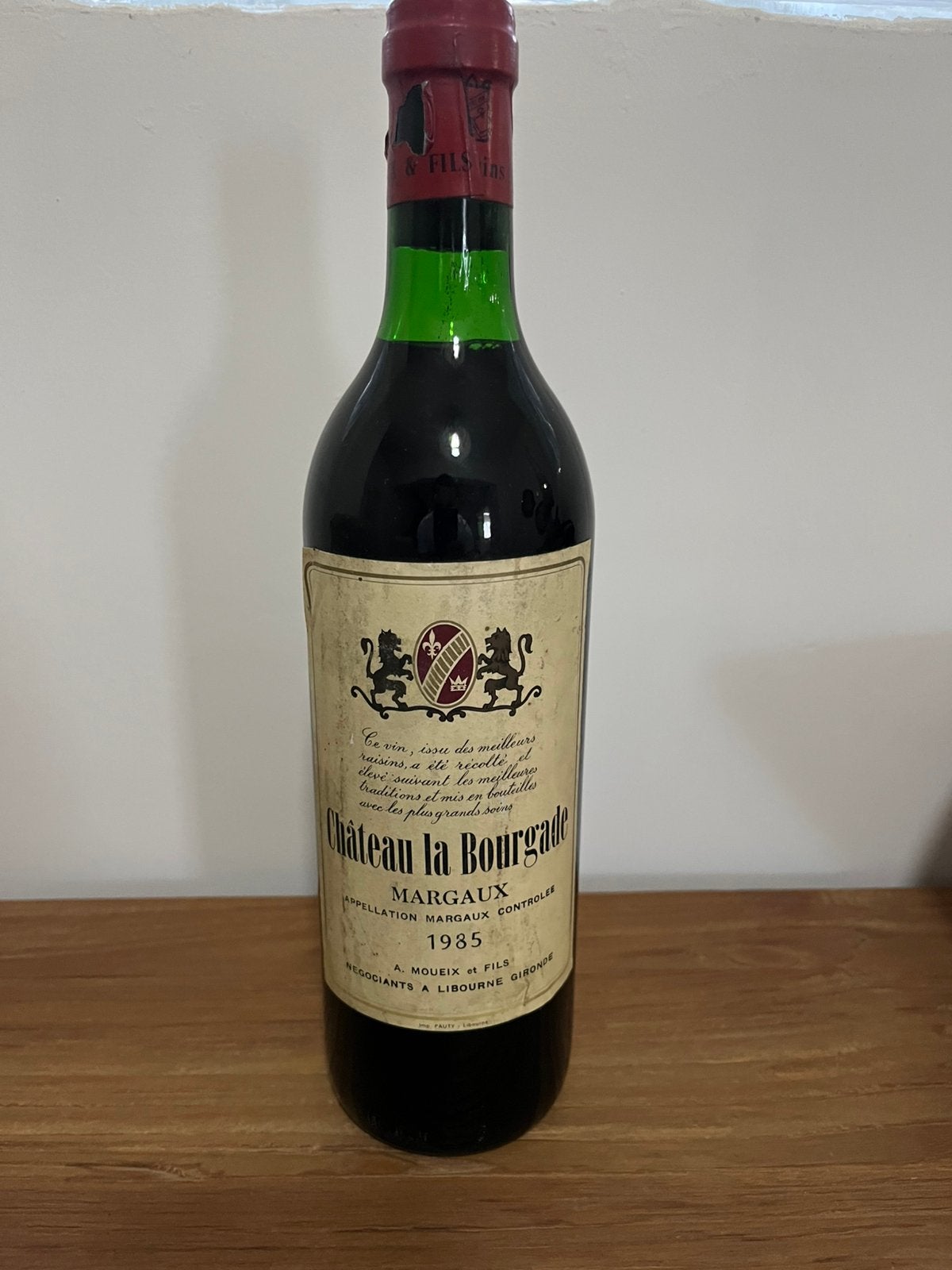 Vin MARGAUX Château la bourgade 1985, Collections, Enlèvement ou Envoi, Comme neuf
