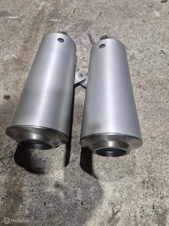 Uitlaatdemper dempers uitlaten netjes Monster 1100 696 796, Gebruikt, Factorystore.service@ducati.com, Ophalen of Verzenden, Via Antonio Cavalieri Ducati, 74/5, 74/6, 40132 Bologna BO
