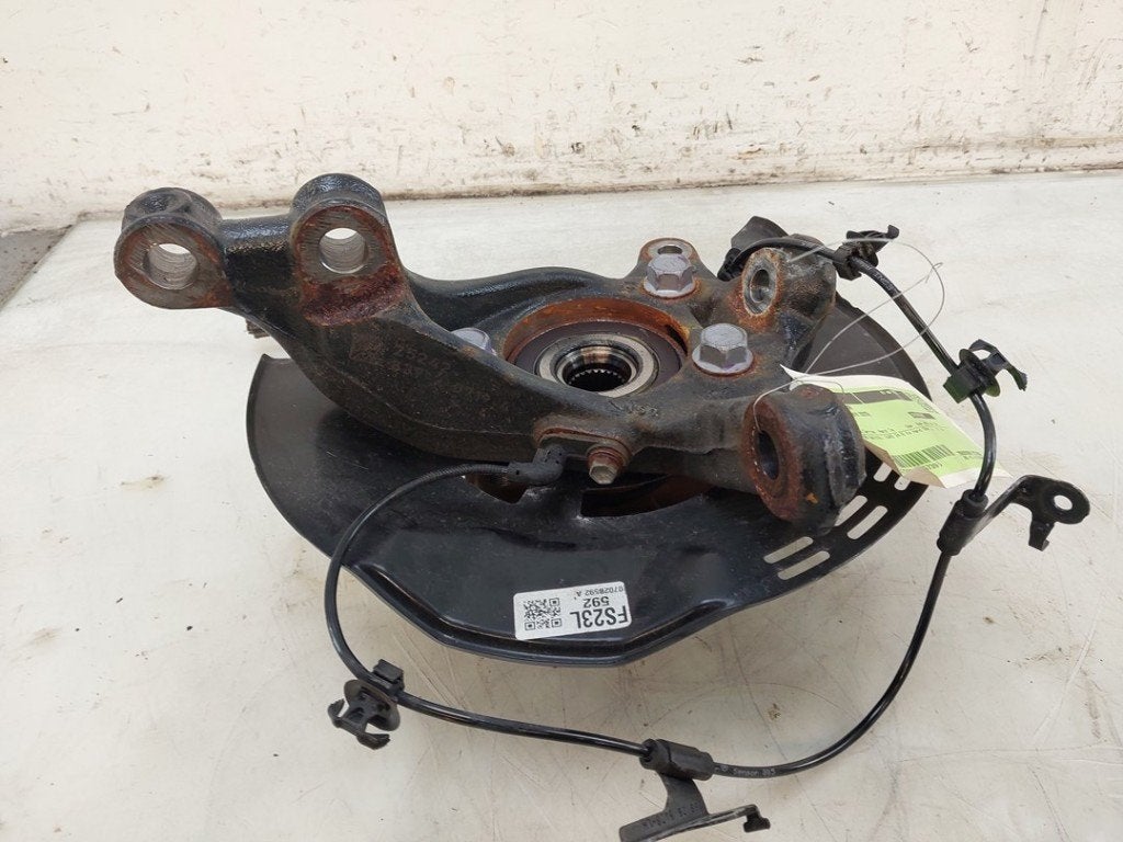 FUSEE AVANT GAUCHE Toyota Aygo X (01-2021/-) (|432120H050|), Dhr. J. Ham, Administratie@autoham.nl, Toyota, Utilisé