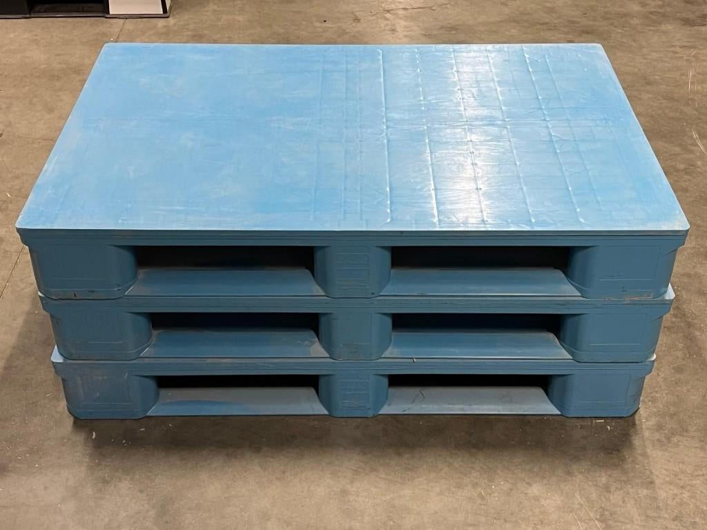 blauwe plastiek palet, Ophalen, Zo goed als nieuw