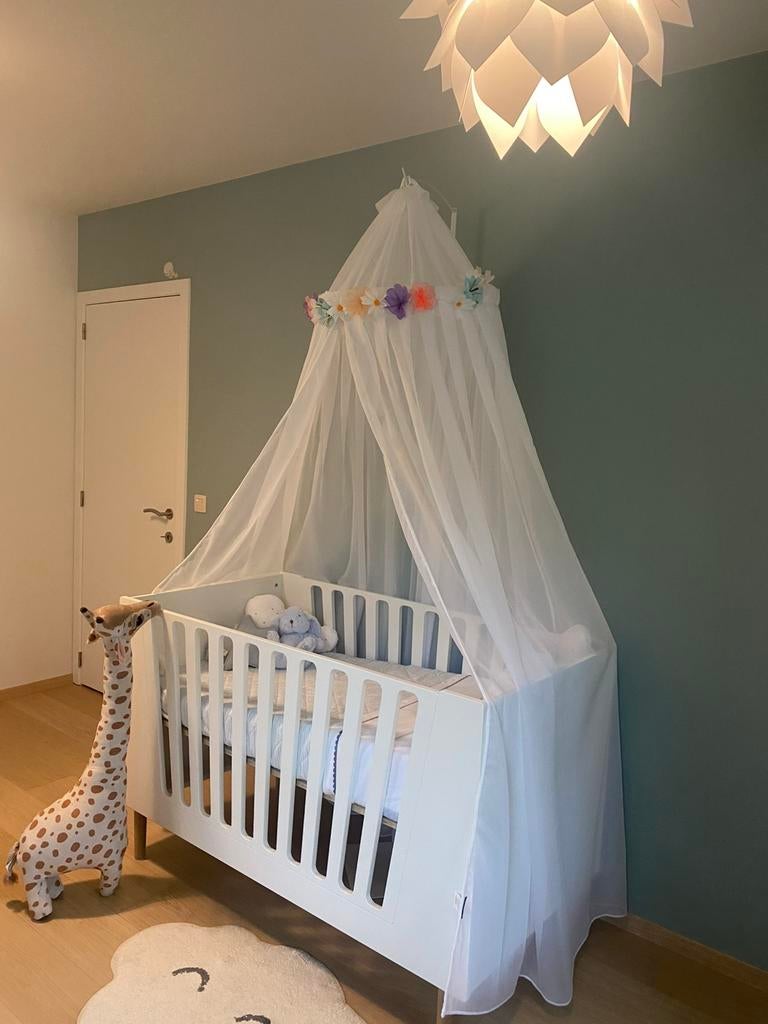 Piekstok Jollein en witte klamboe van Baby’s Only, Enfants & Bébés, Chambre d'enfant | Aménagement & Décoration, Utilisé, Moustiquaire