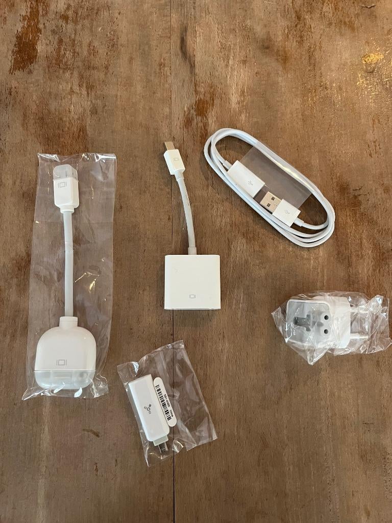 Apple toebehoren, Computers en Software, Presenters, Ophalen of Verzenden, Zo goed als nieuw, Apple, MacOS