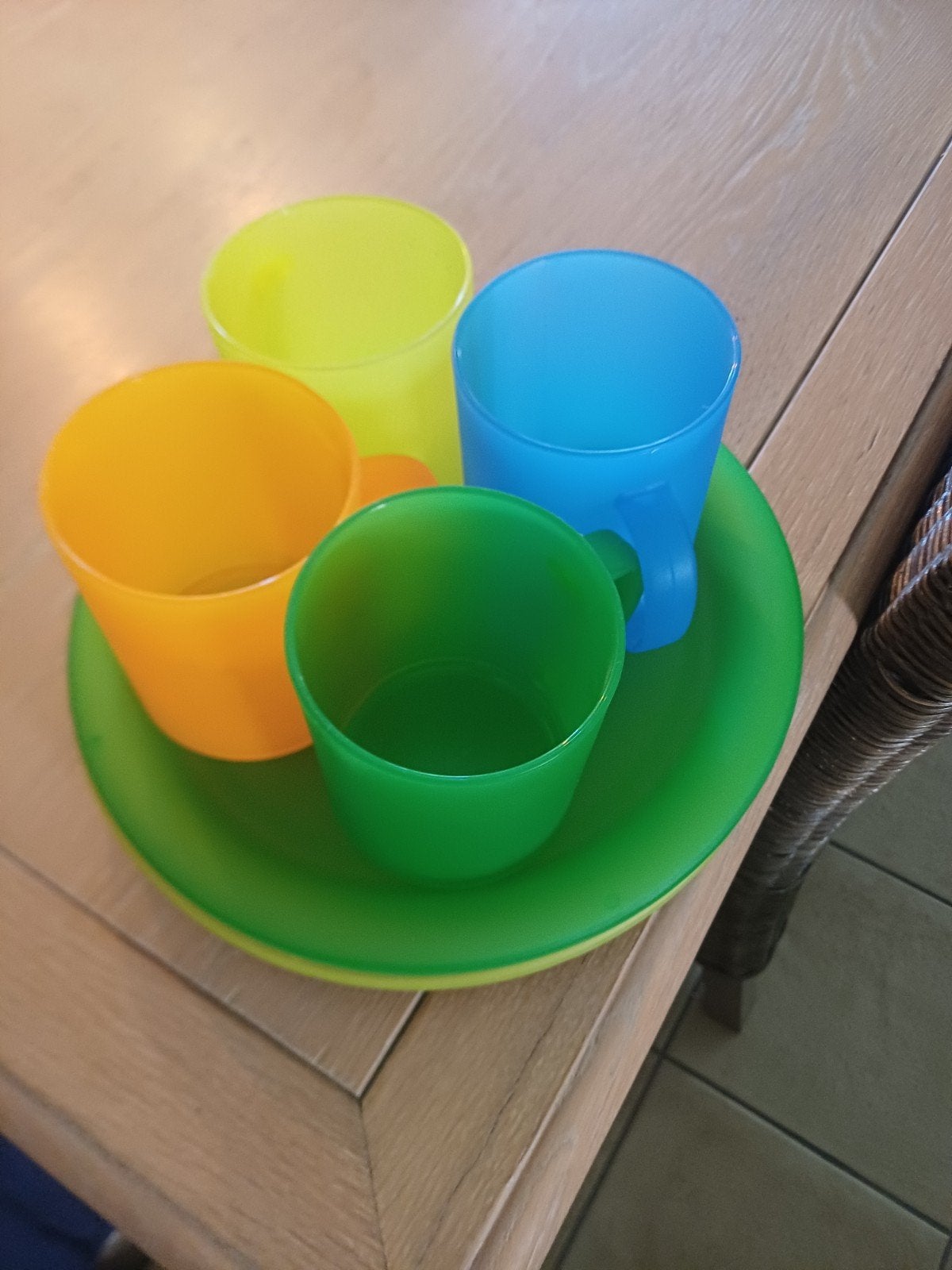 Plastieken bekers en borden, Maison & Meubles, Cuisine| Tupperware, Enlèvement ou Envoi