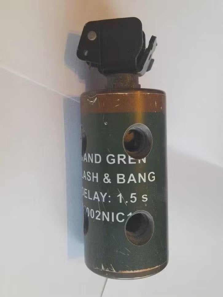 Granaat ONSCHADELIJK ONKLAAR INERT, Collections, Objets militaires | Général, Armée de terre, Enlèvement