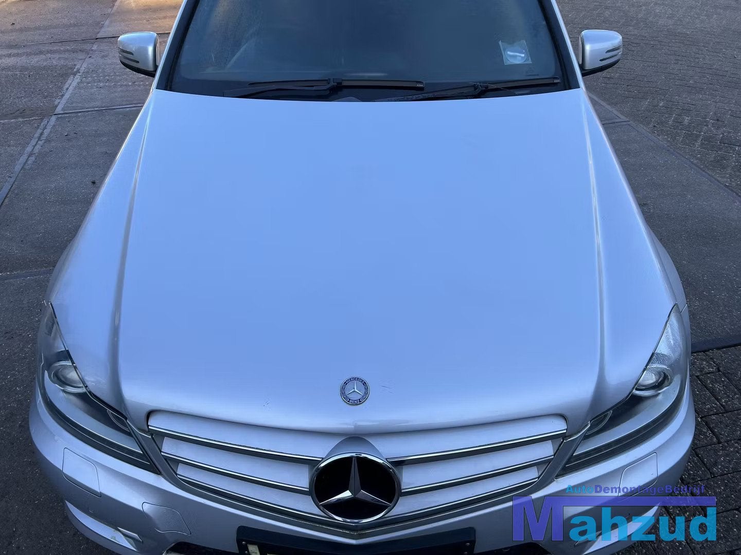 MERCEDES C KLASSE W204 zilver 775 motorkap 2011-2014, Gebruikt, Mercedes-Benz AG, Mercedes-Benz, Mercedesstrasse 120
70372  Stuttgart, DE