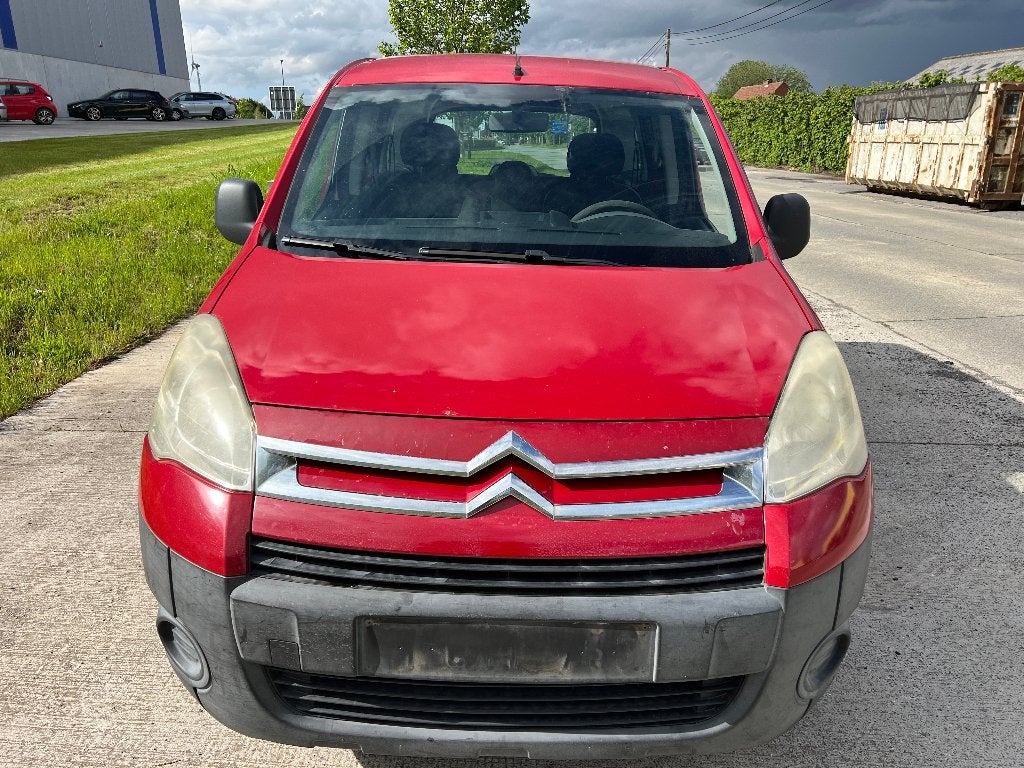 5 Place Citroen Berlingo 1.6 Essence, Achat, Entreprise, Boîte manuelle, 5 portes