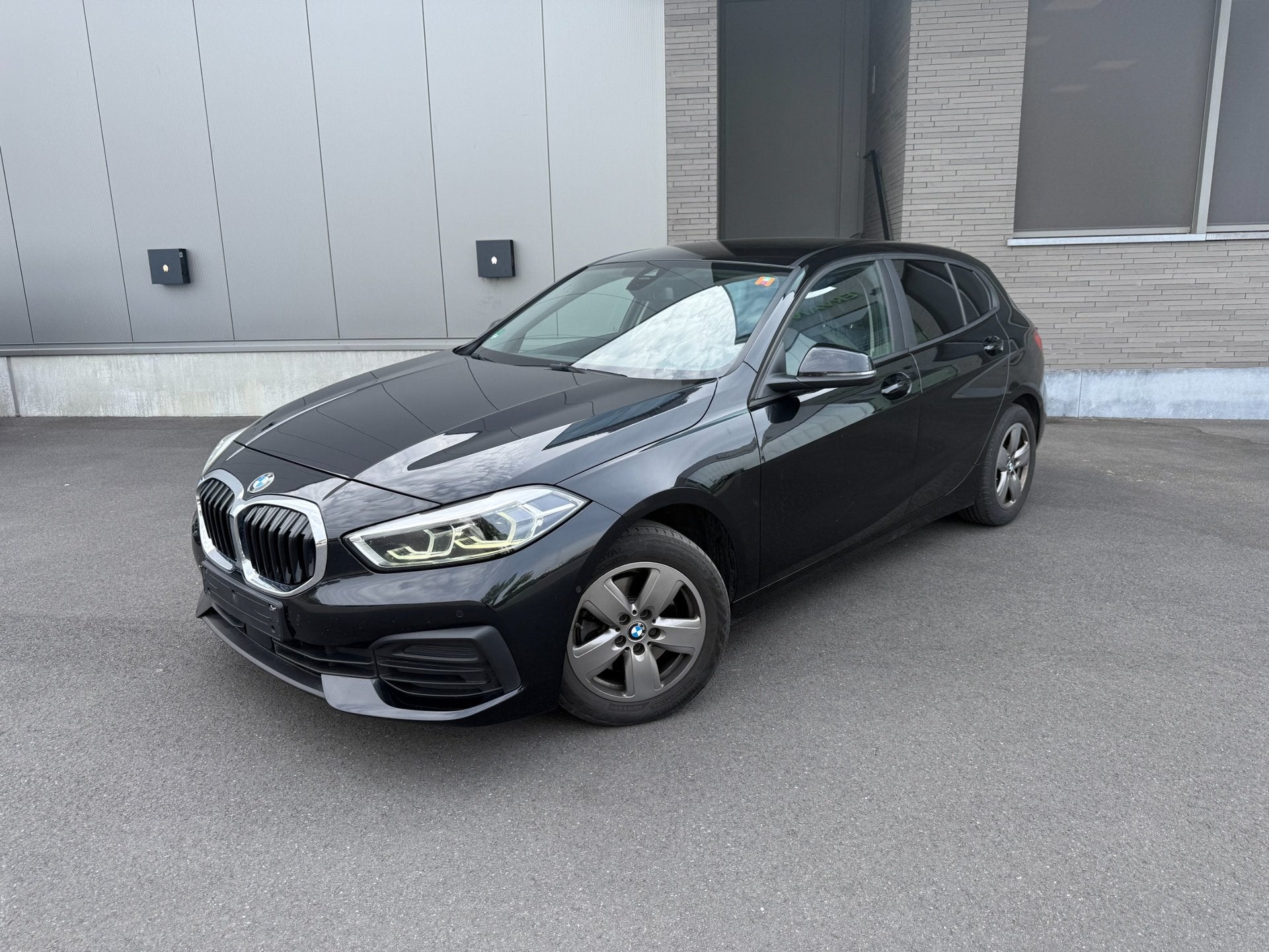 BMW 116D | 2020 | Automaat | btw wagen, Auto's, 1 Reeks, Gebruikt, Euro 6, Zwart