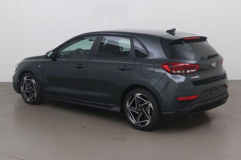 Hyundai i30 1.5 t-gdi n-line 150 AT, Autos, Achat, 110 kW, Noir, 5 portes