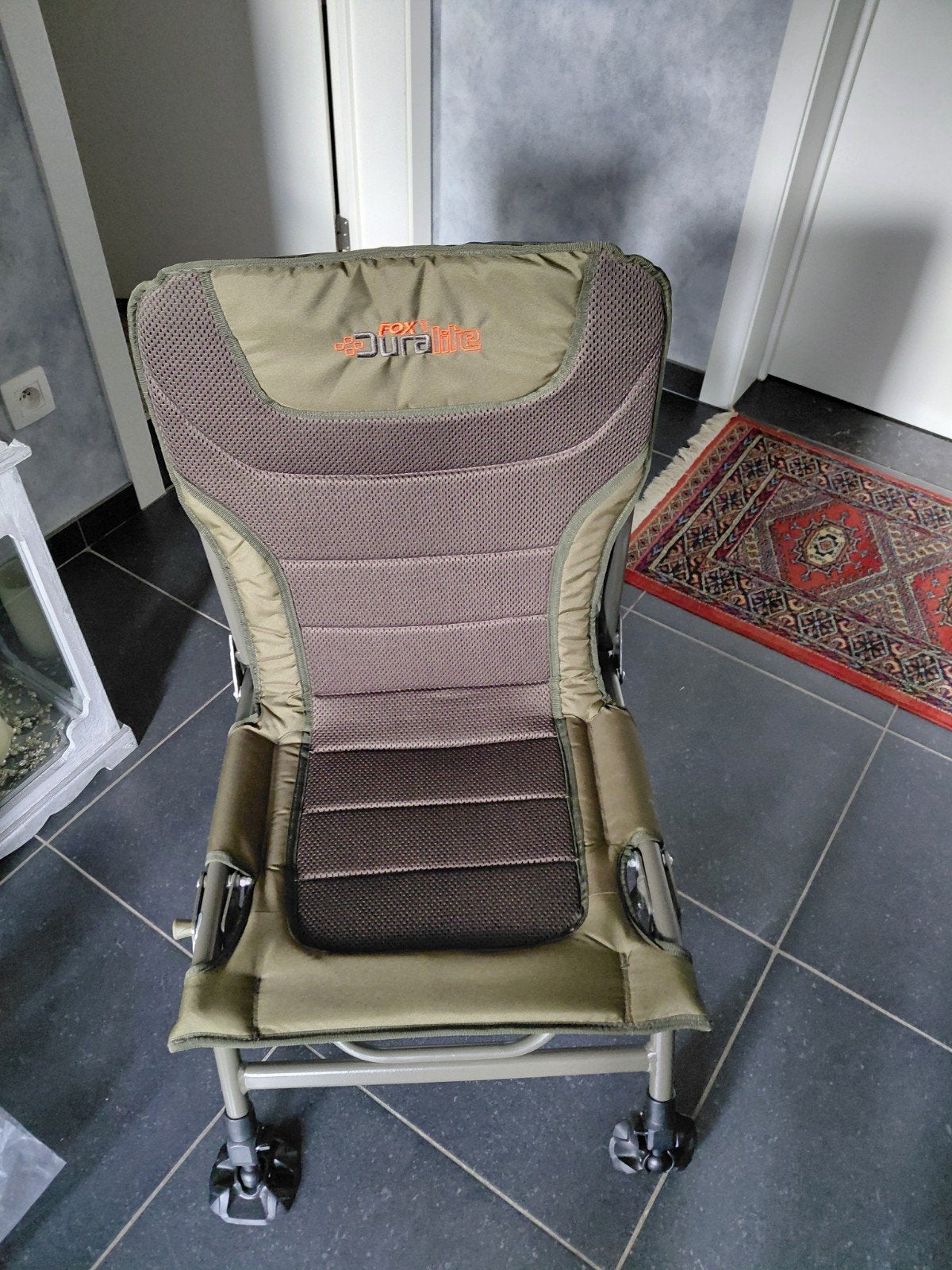 fox duralite  chair, Ophalen, Zo goed als nieuw