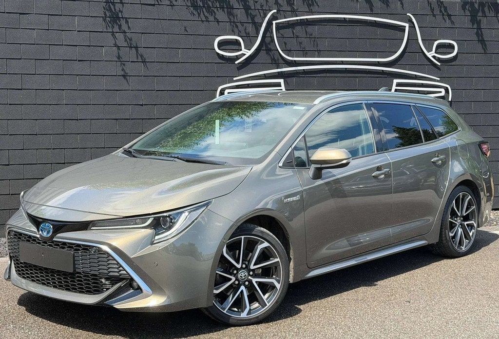 Toyota Corolla SW Hybrid 2.0+SPORT SEAT+NAVI+CAMERA+SIEGES C, Auto's, Toyota, Automaat, Gebruikt, Euro 6, 4 cilinders