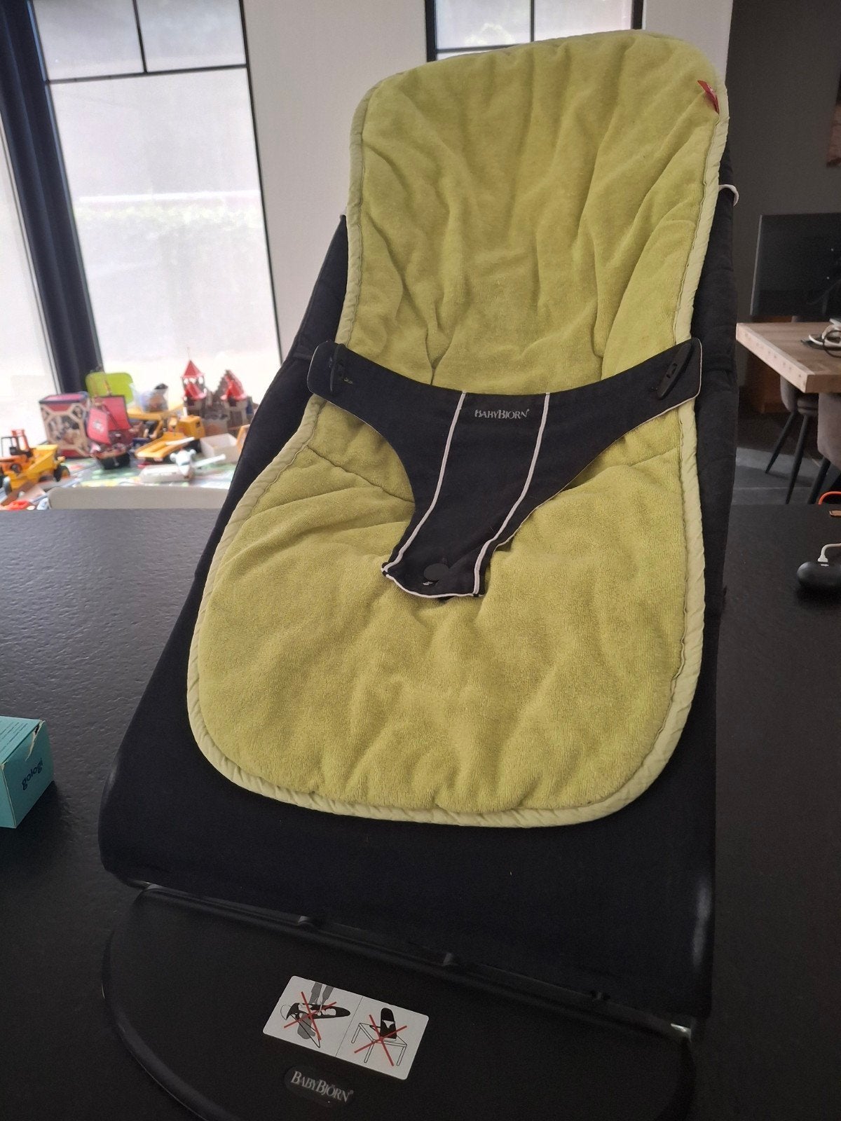 Wipper babybjorn + verkleinkussen, Dieren en Toebehoren, Hondenkleding, Ophalen