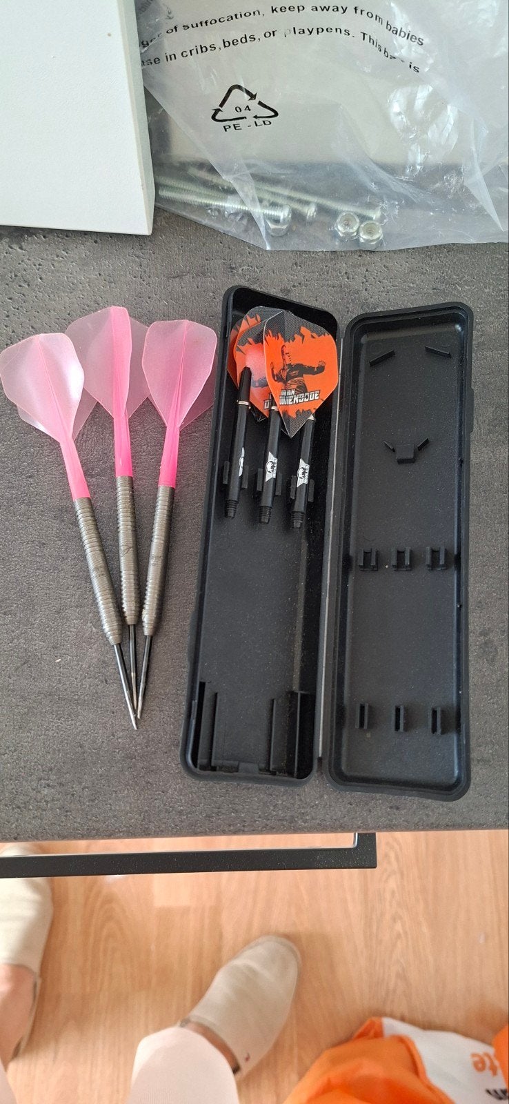 Dirk Van Duijvenbode pijlen 25 gr, Sport en Fitness, Darts, Ophalen, Pijlen