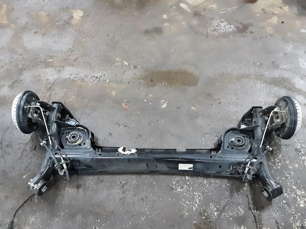 TRAIN ARRIERE Renault Clio V (RJAB) (01-2019/-) (555011726R), Autos : Pièces & Accessoires, Freins & Transmission, Renault, Utilisé