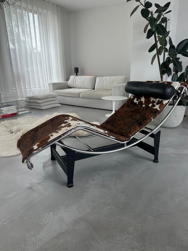 Originele Cassina LC4 Chaise Longue – Corbussier - Perriand, Enlèvement, Comme neuf
