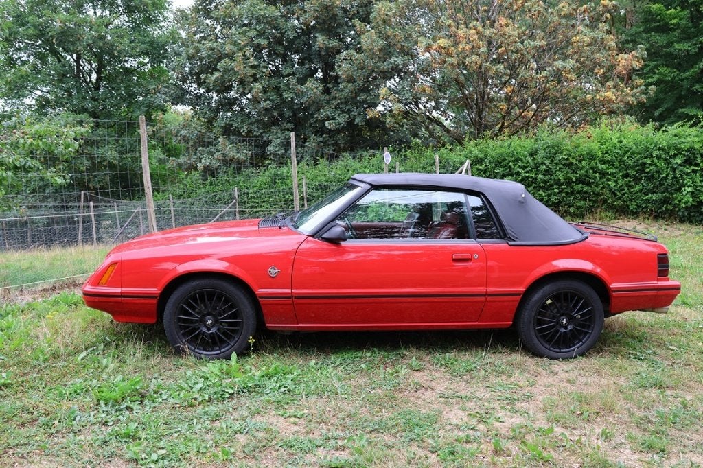 Ford mustang cabriolet jaar 1984, Auto's, Automaat, 4 zetels, Achterwielaandrijving, Cabriolet