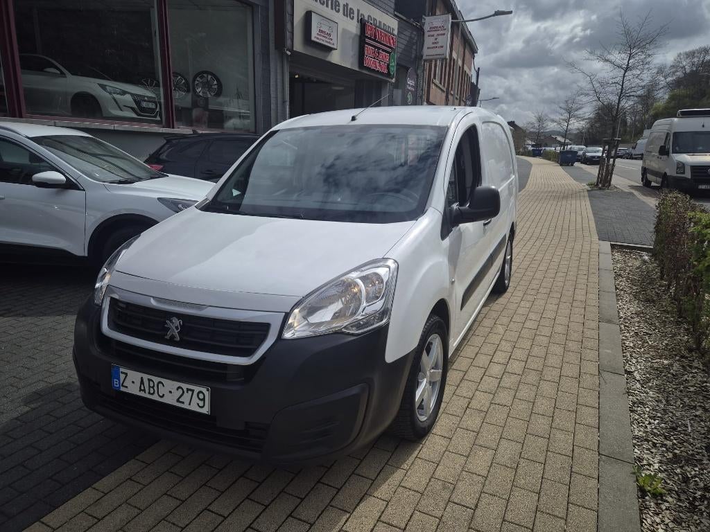 Peugeot Partner 1.6 BlueHDi L2 3 PLACES STD GARANTIE 1AN, Apple Carplay, Essai à domicile, Achat, Entreprise