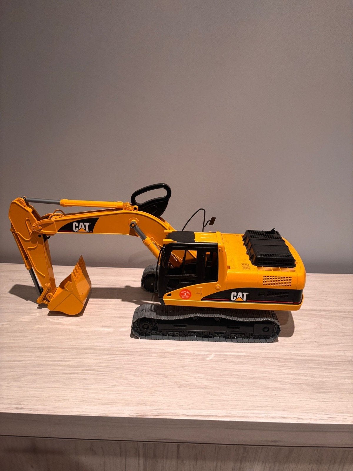 Bruder Cat graafmachine, Kinderen en Baby's, Ophalen, Gebruikt