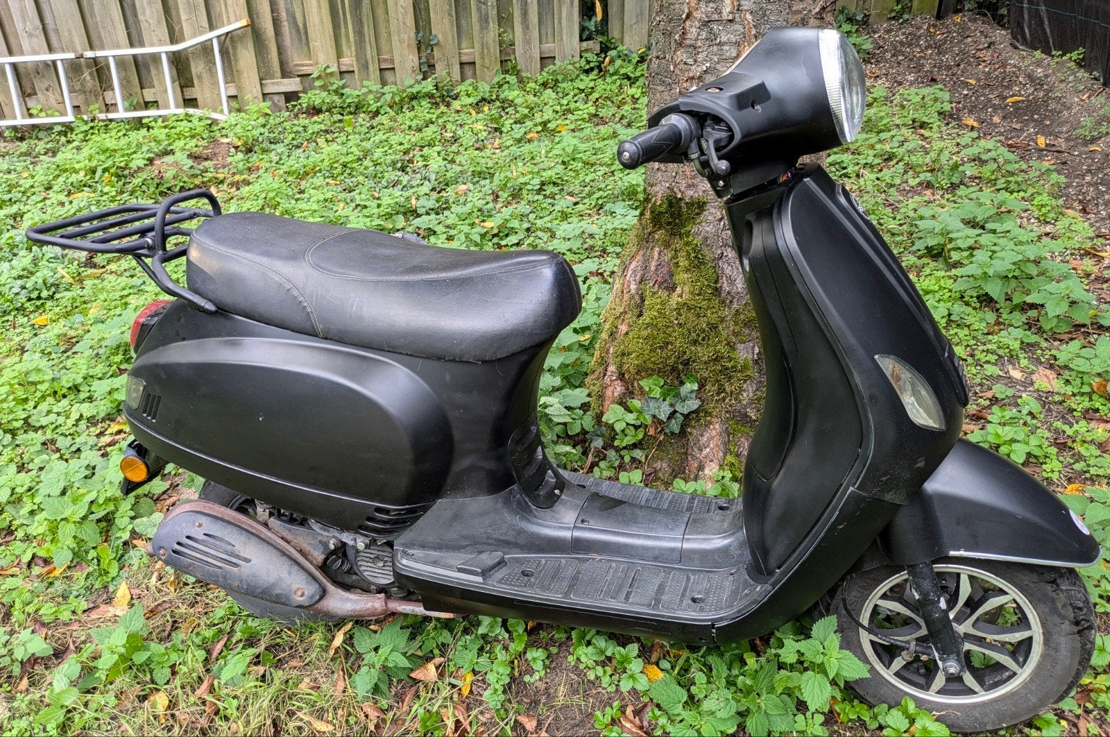 Turbho RL 50 4 takt met carburateur 8657km
A klasse 8657km
h, Vélos & Vélomoteurs, 49 cm³, Comme neuf, Enlèvement, Classe A (25 km/h)