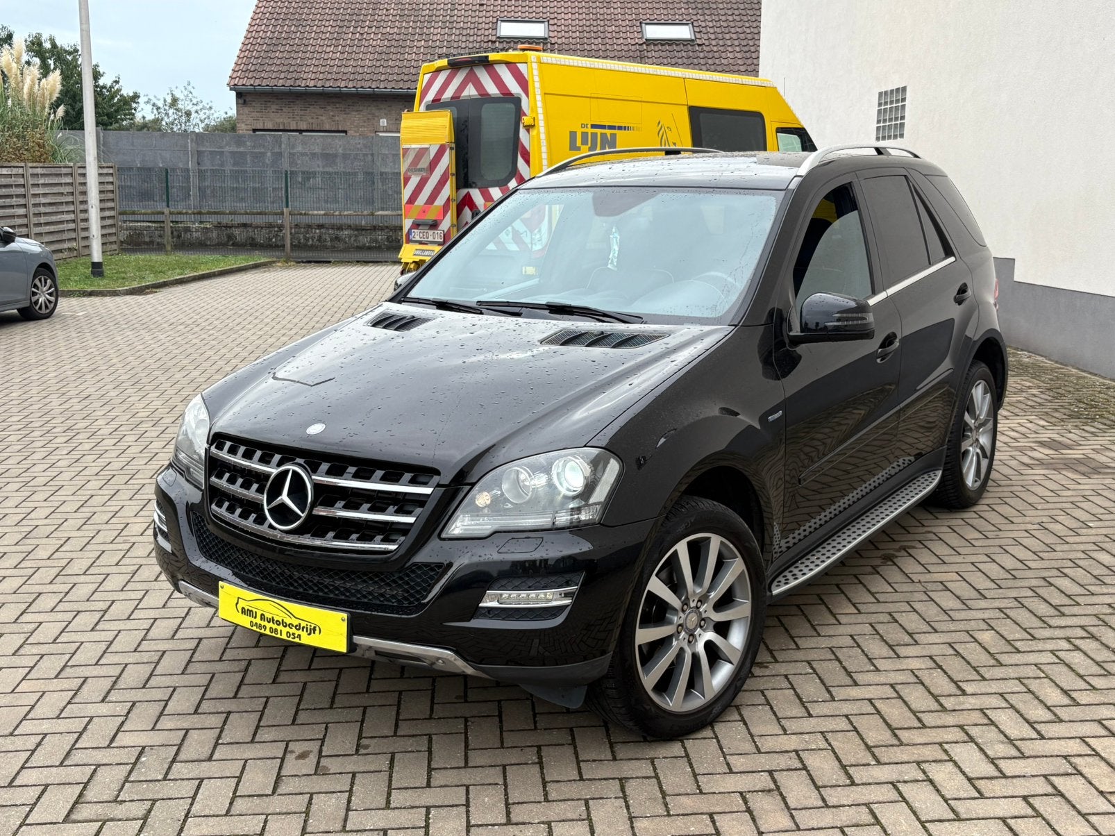 Mercedes-benz Ml 300 cdi grand édition Facelift, Auto's, Automaat, Euro 5, https://public.car-pass.be/vhr/0dfab437-a2ba-493b-8c10-8c93e0b9d341
