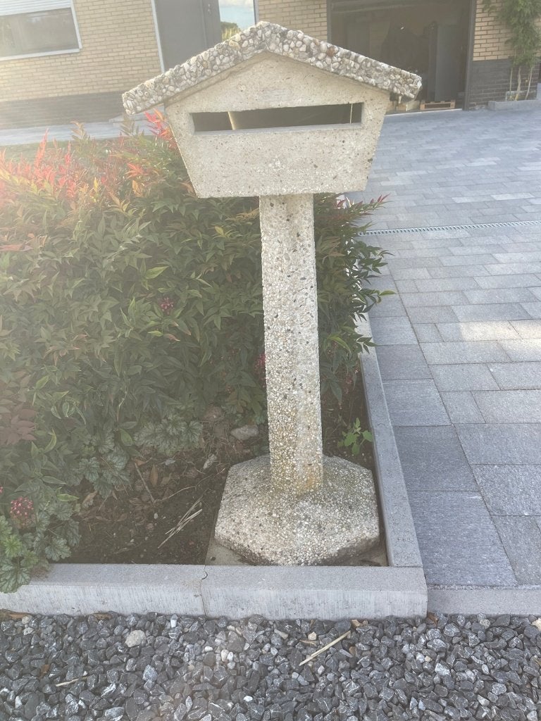 Brievenbus uit beton, Tuin en Terras, Ophalen, Gebruikt, Beton, Staande brievenbus