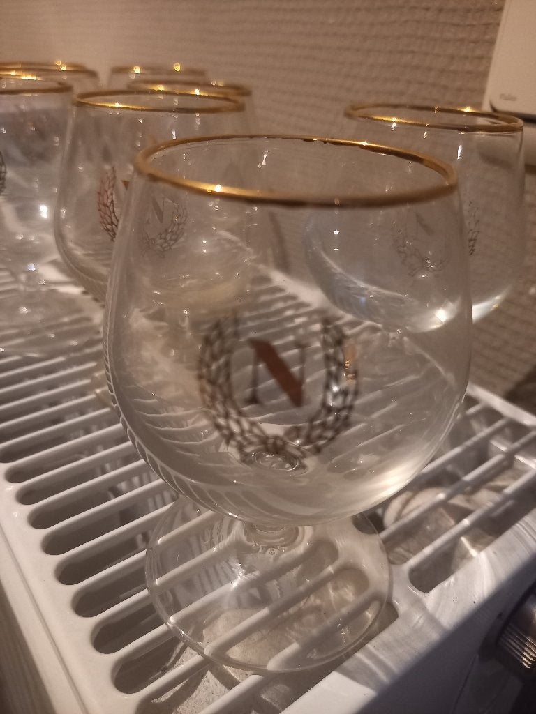 9 lunettes Napoléon sur un pied., Enlèvement ou Envoi, Comme neuf, Verre, Verre ou Verres
