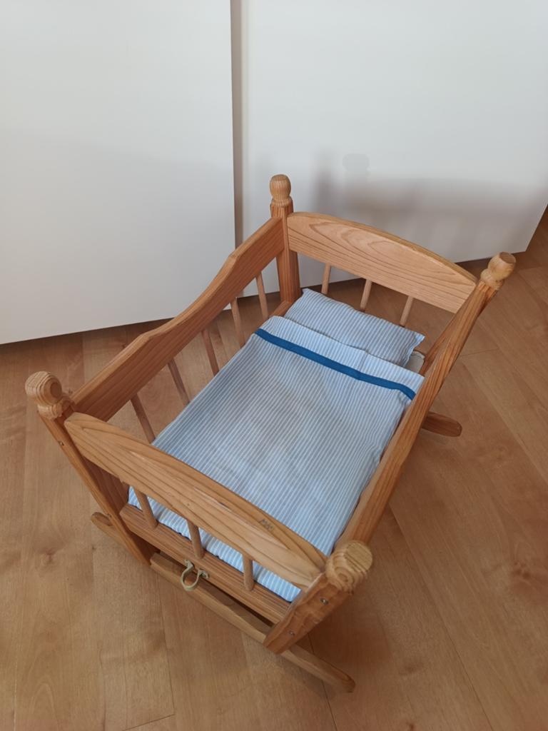 Houten poppenwieg, Kinderen en Baby's, Ophalen of Verzenden