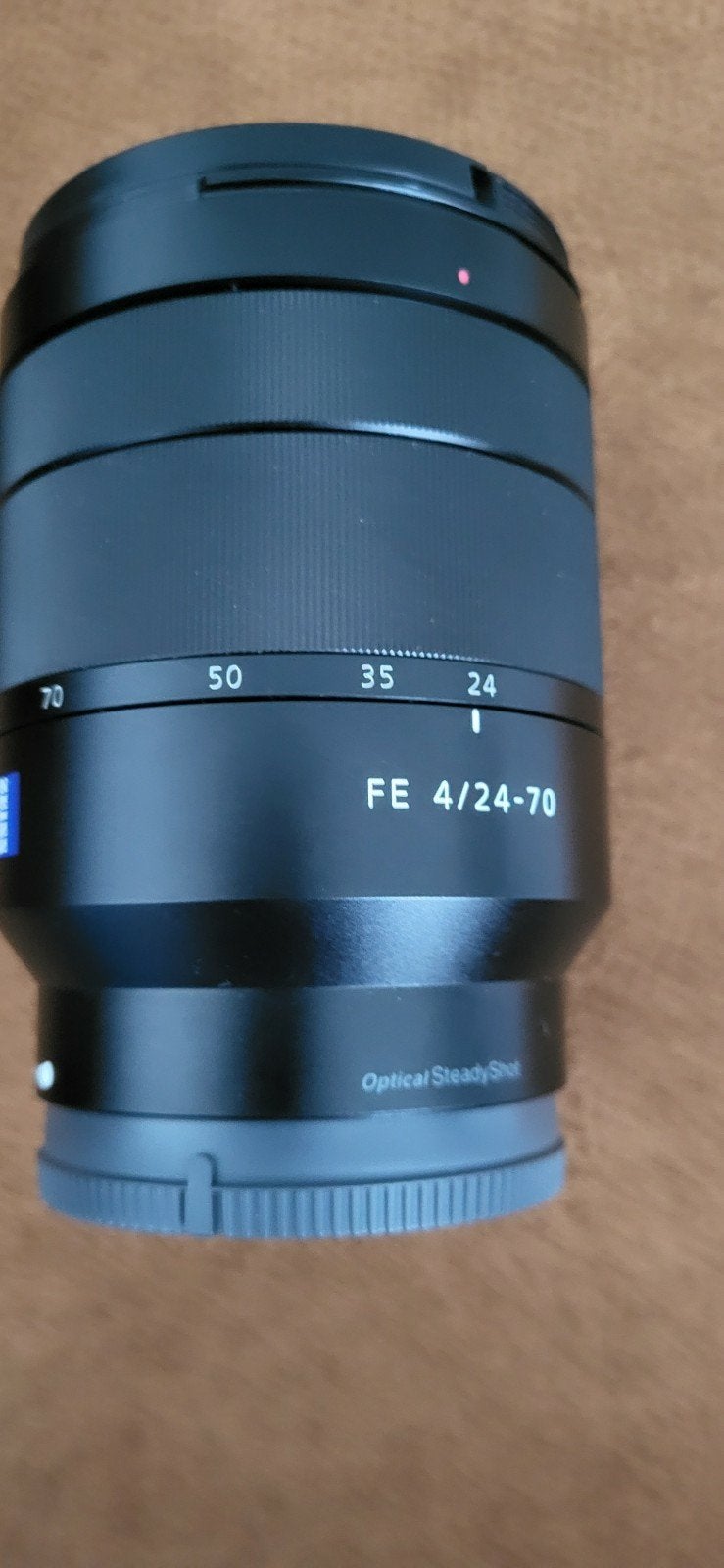 Sony 24-70 mm 4.0 Zeiss Vario-Tessar T* FE ZA OSS, comme neu, Enlèvement ou Envoi, Comme neuf, Lentille standard, Zoom