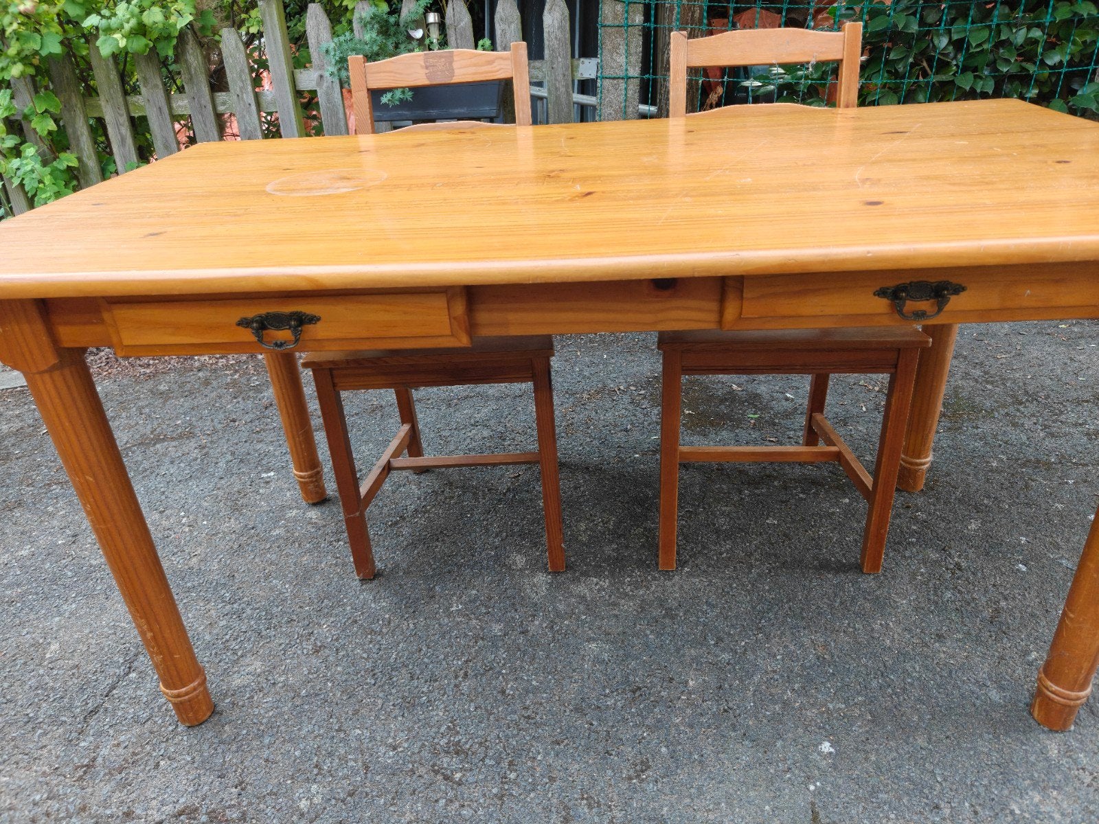 Table et chaises en bois., Enlèvement, Utilisé