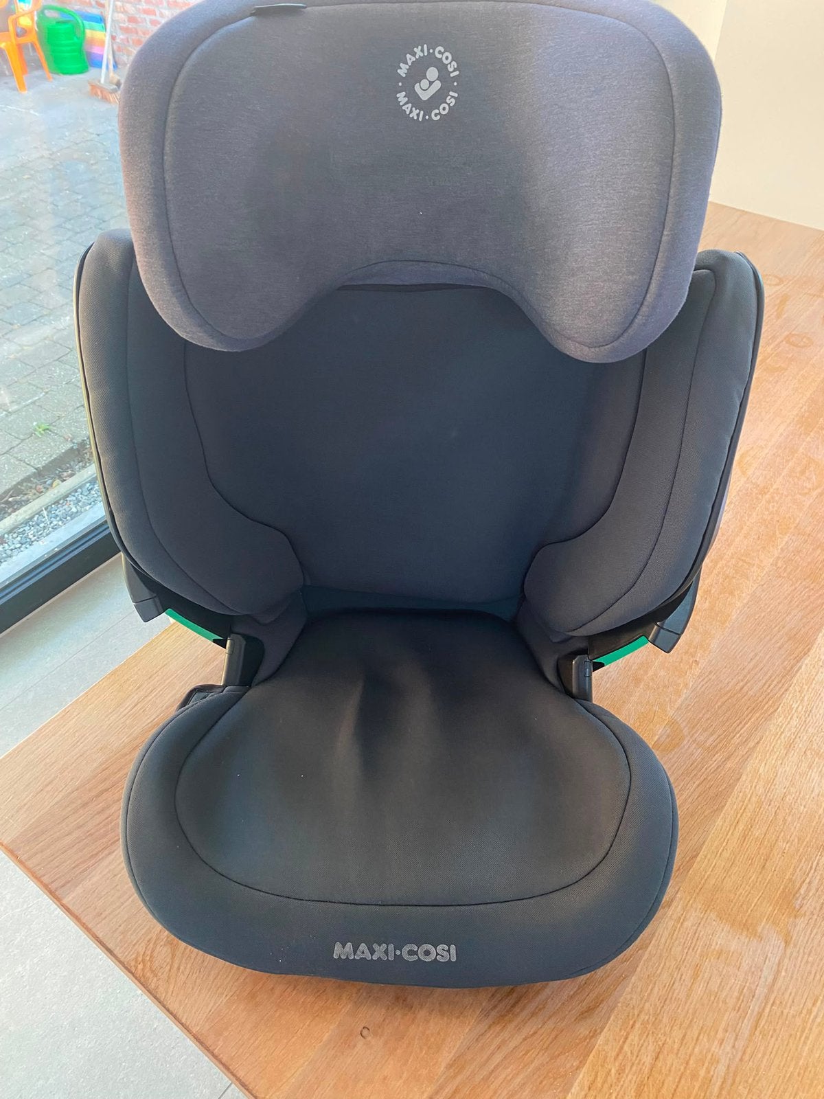 Autostoel maxi cosi Kore i-size- hoogte verstelbaar-  isofix, Ophalen, 15 t/m 36 kg, Verstelbare rugleuning, Zo goed als nieuw