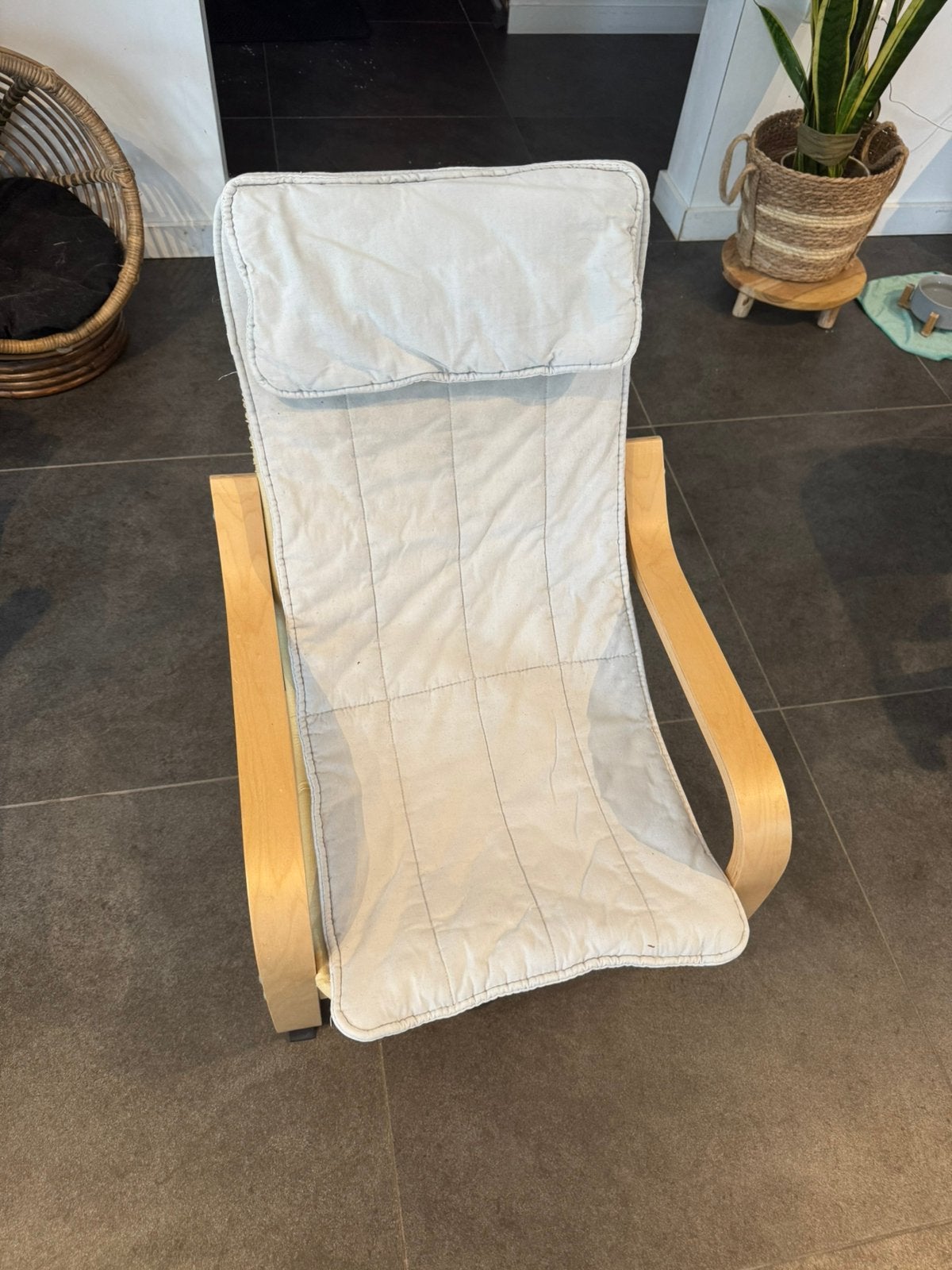 Leuke kinderstoel, Kinderen en Baby's, Kinderkamer | Tafels en Stoelen, Ophalen, Zo goed als nieuw