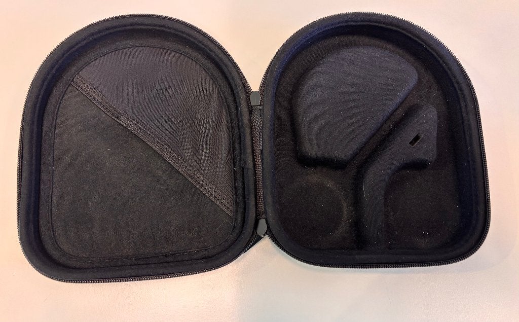 Boîte de rangement pour casque audio - état impeccable, Ophalen, Zo goed als nieuw, Hoesje