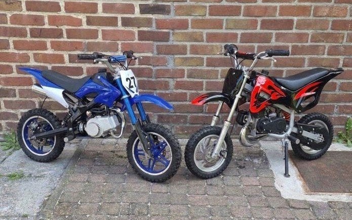 2 Mini Dirt Bikes 50cc - 2 stuks - samen, Fietsen en Brommers, Ophalen
