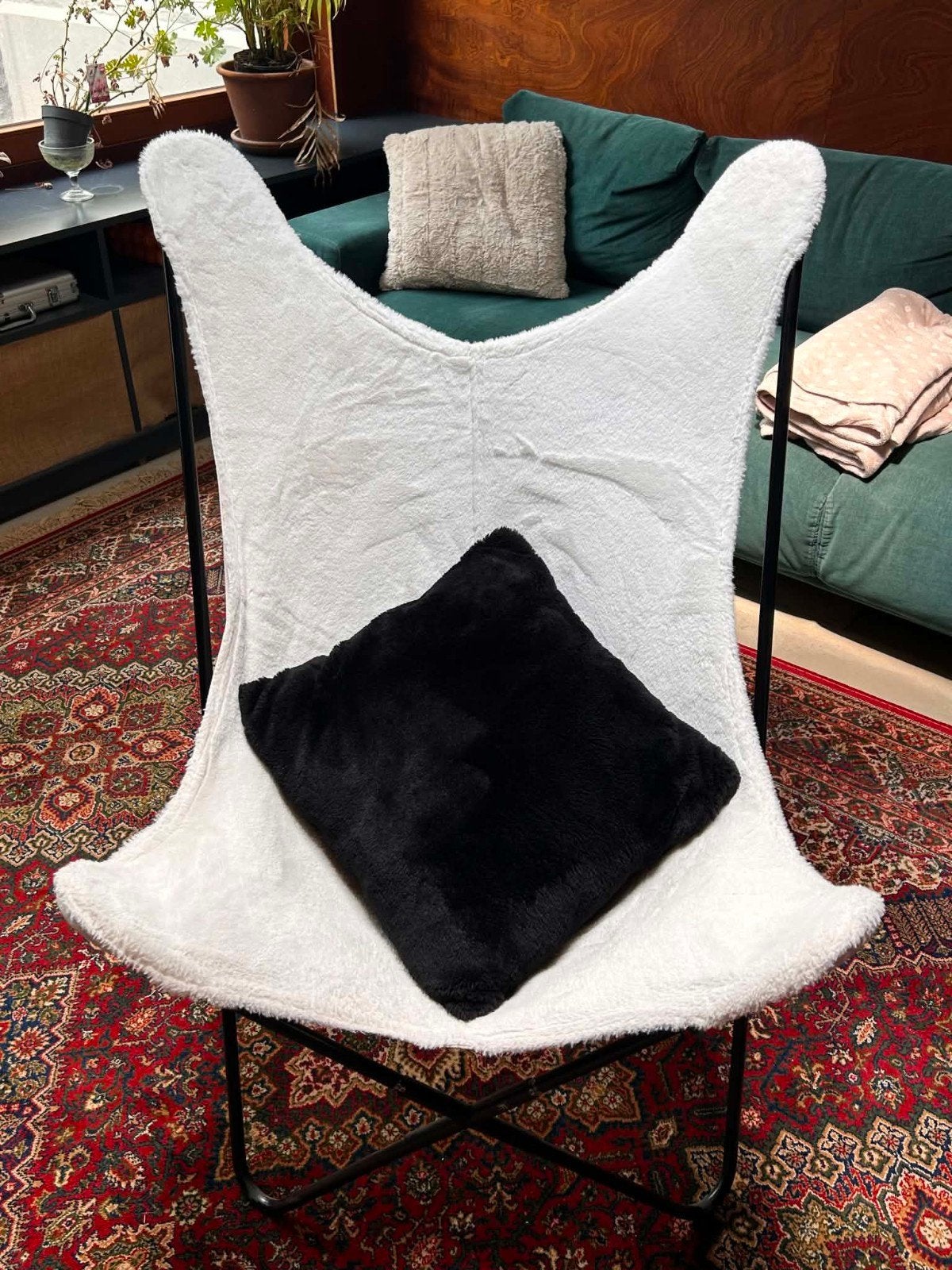 Fauteuil papillon effet fourrure blanc style cosy, Ophalen, Metaal