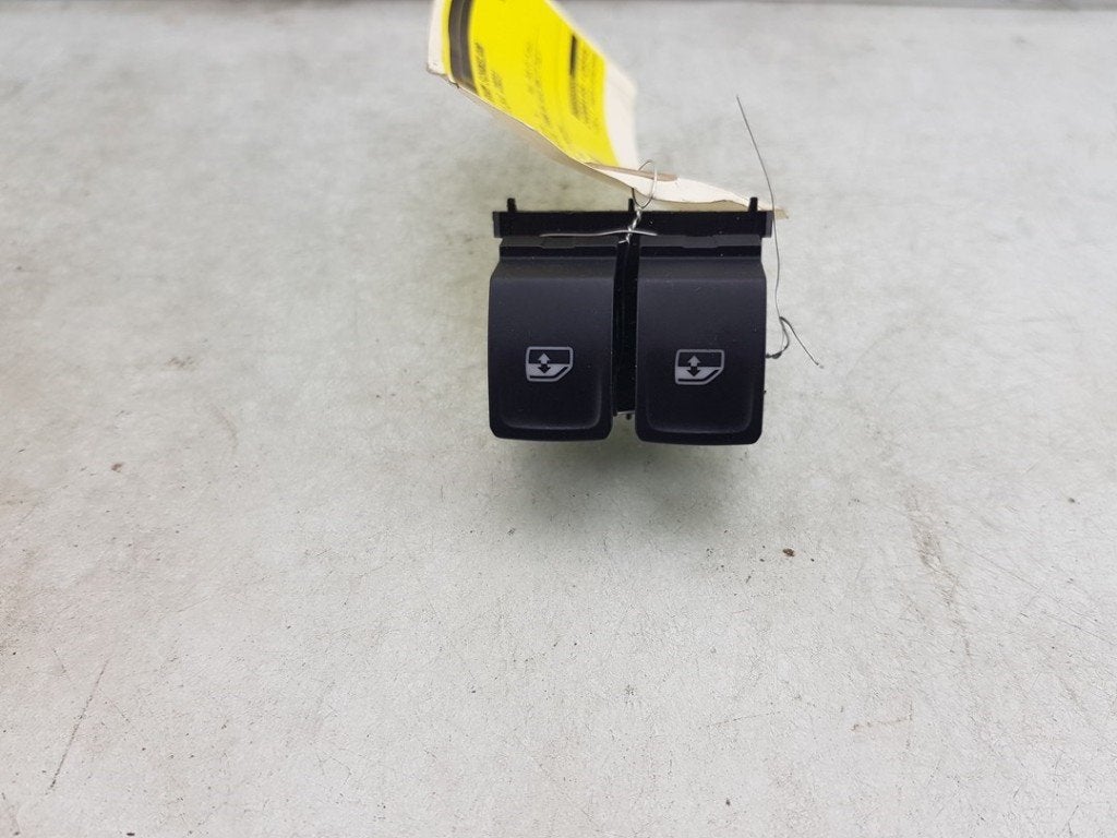 RAAMSCHAKELAAR Fabia IV (PJ3) (|5G0959858DWHS|5G0959858D|), Dhr. J. Ham, Gebruikt, Administratie@autoham.nl, Skoda